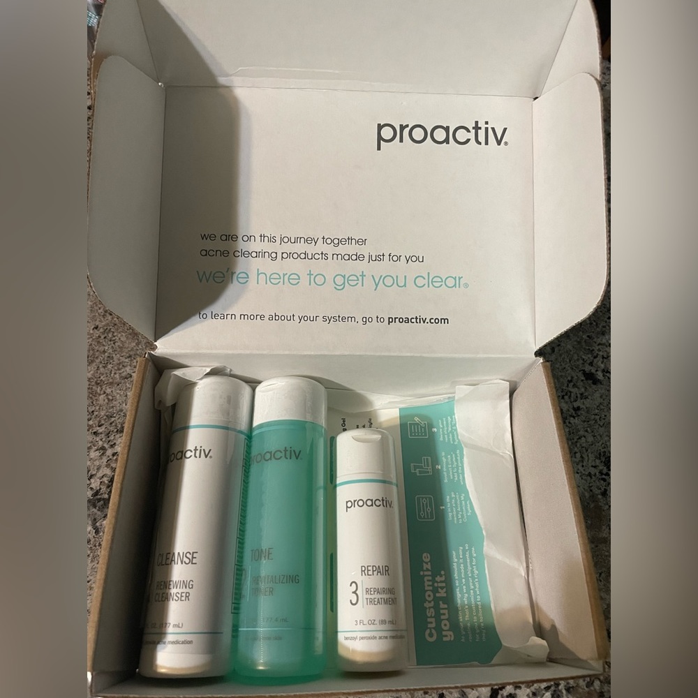Proactive 3 step skincare set (new)